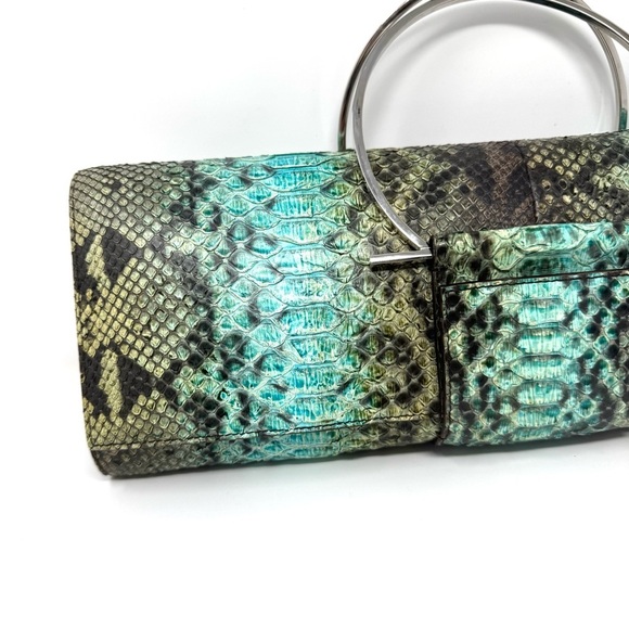 Ferragamo Exotic Python Ring Clutch – Rare Collector’s Piece - Picture 2 of 14
